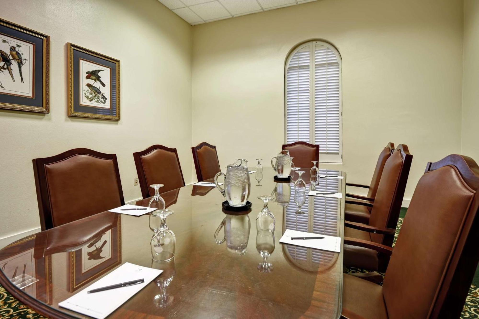 Embassy Suites Charleston - Historic District Extérieur photo
